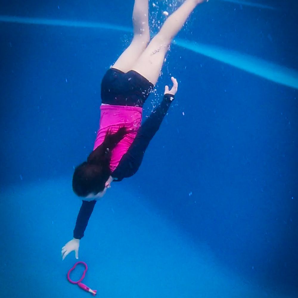 girls long sleeve swimwear